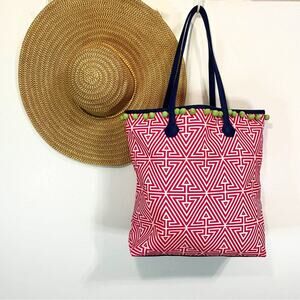 EUC - Clinique Carry All Bag in Pink/Green